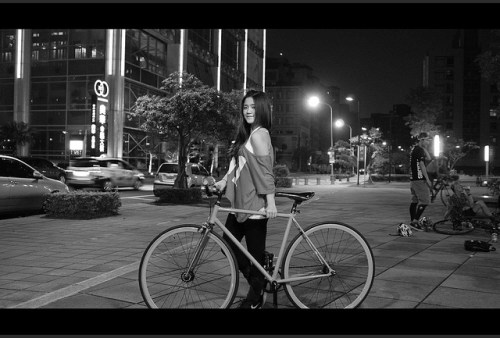 8726050007_a7e8247e3b_z