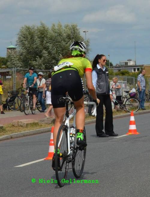 10385606_824198420932669_4569659501385050080_n